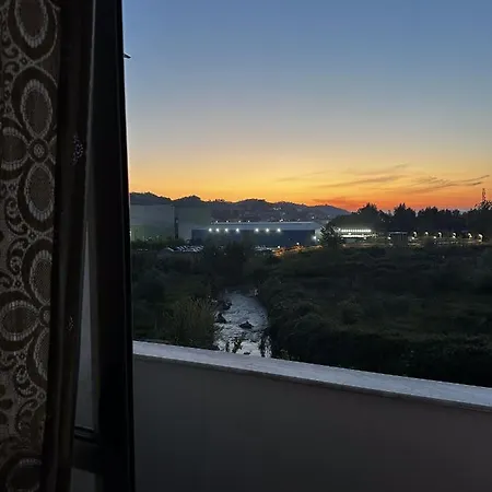 Sunny Riverside Tirana's Oasis - Breakfast & Dinner * 티라나