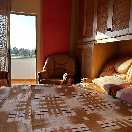 Sunny Riverside Tirana's Oasis - Breakfast & Dinner * 티라나