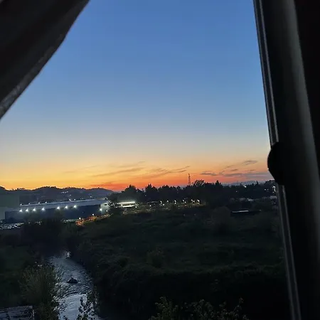 Sunny Riverside Tirana's Oasis - Breakfast & Dinner Privatunterkunft *